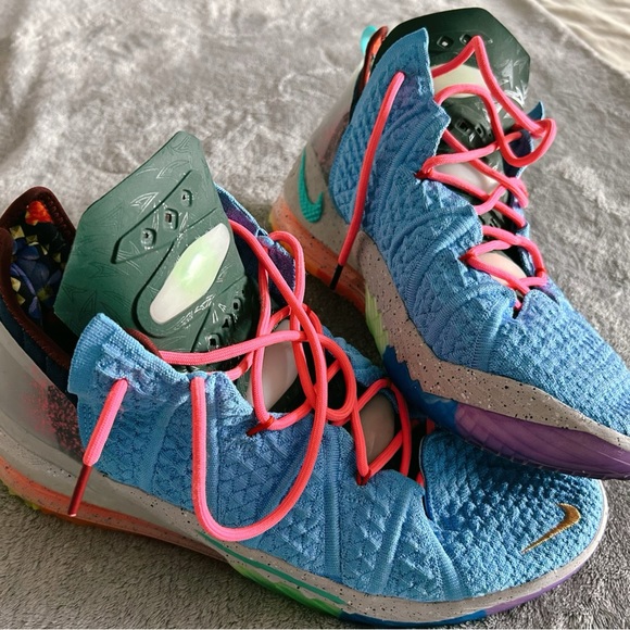 Nike basketball shoe men’s size 13 - Picture 2 of 2